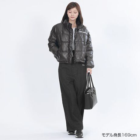 {[Nbvh̒ȃu]B|CgEɃShJEFRONT_uWbvdlEnClbNE|Pbg̒t[XfނŒgEɃ^bÑh[R[hEɃSER[fBl[gL񂵂̂łꖇBV[gŃX^CAbvɂB[^:225-554812]