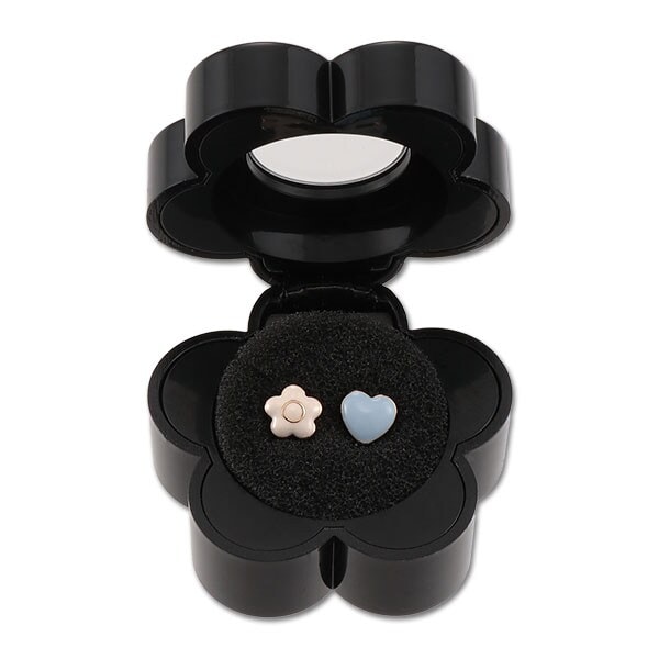 [}C]n[gZbg sAX/}[NgiMARY QUANTj zCg