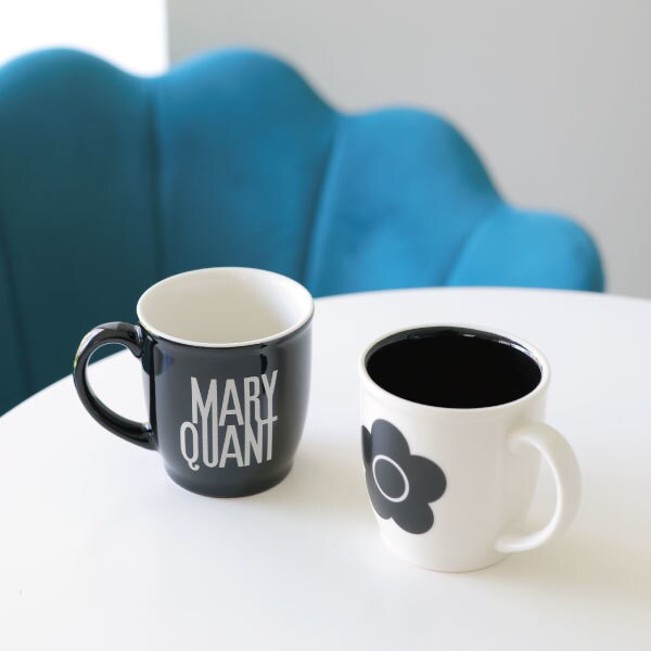 確認用　マグカップ バイカラーデイジーアーカイブロゴ マグカップ | マリークワント(MARY