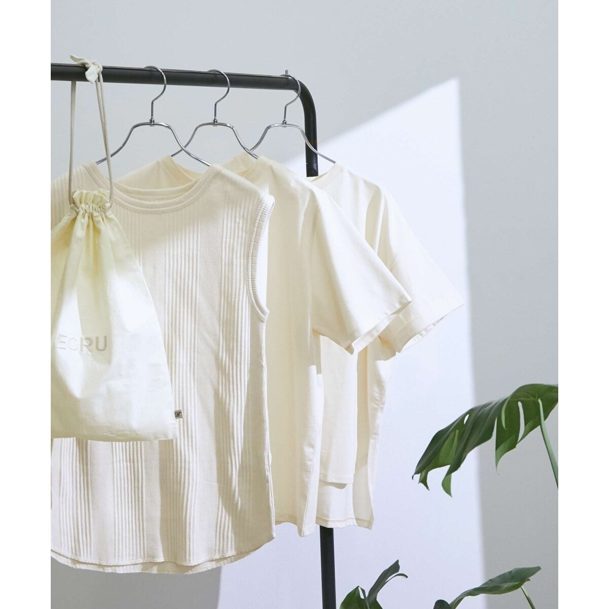 ROPE 3枚セット Tシャツ ベージュ 洗える】【3枚セット】パックTシャツ（巾着付き） | ロペ(ROPE
