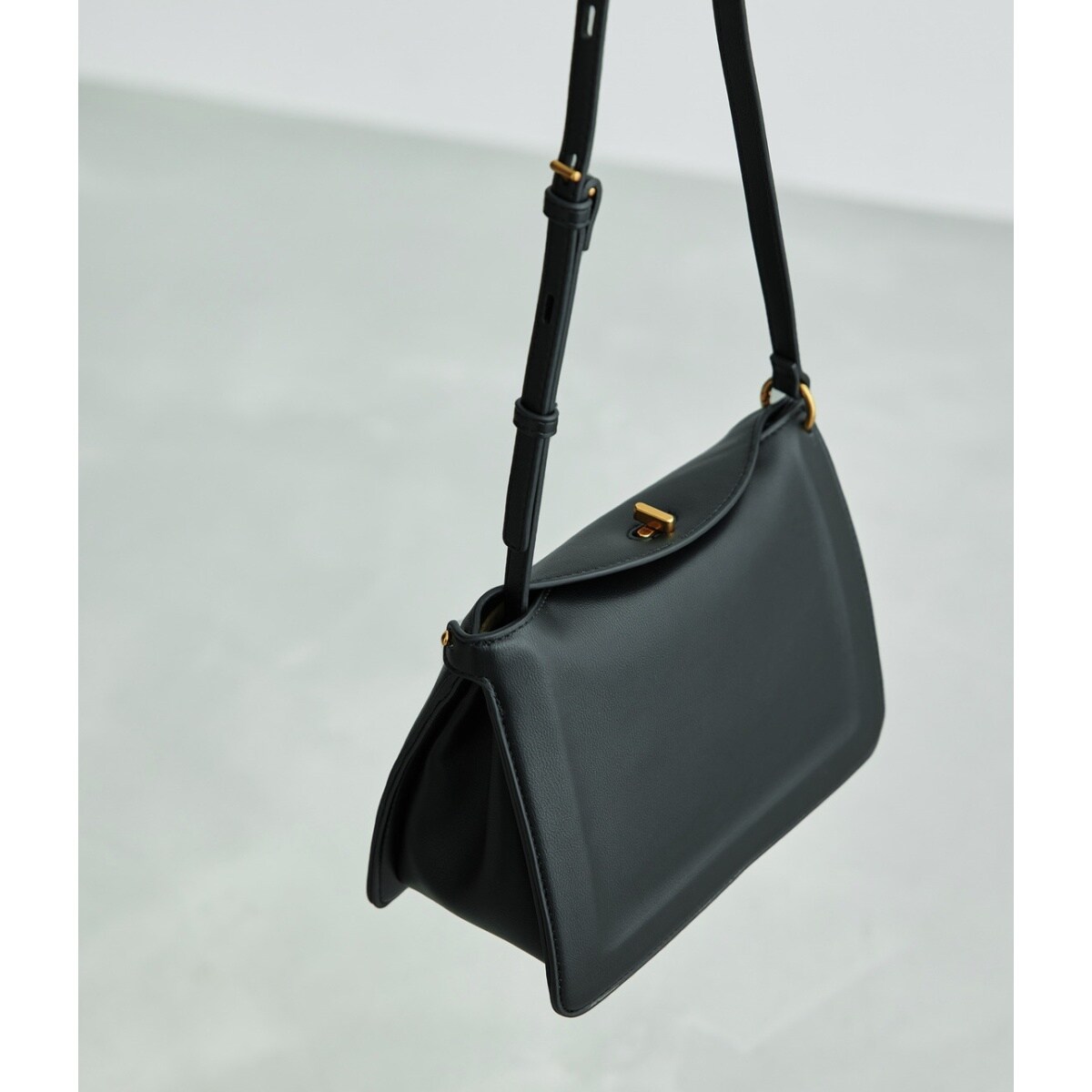 【美品⠀】 ROPE バッグ ROPE'｜RPロゴドロストミドルバッグ | Rakuten Fashion(楽天