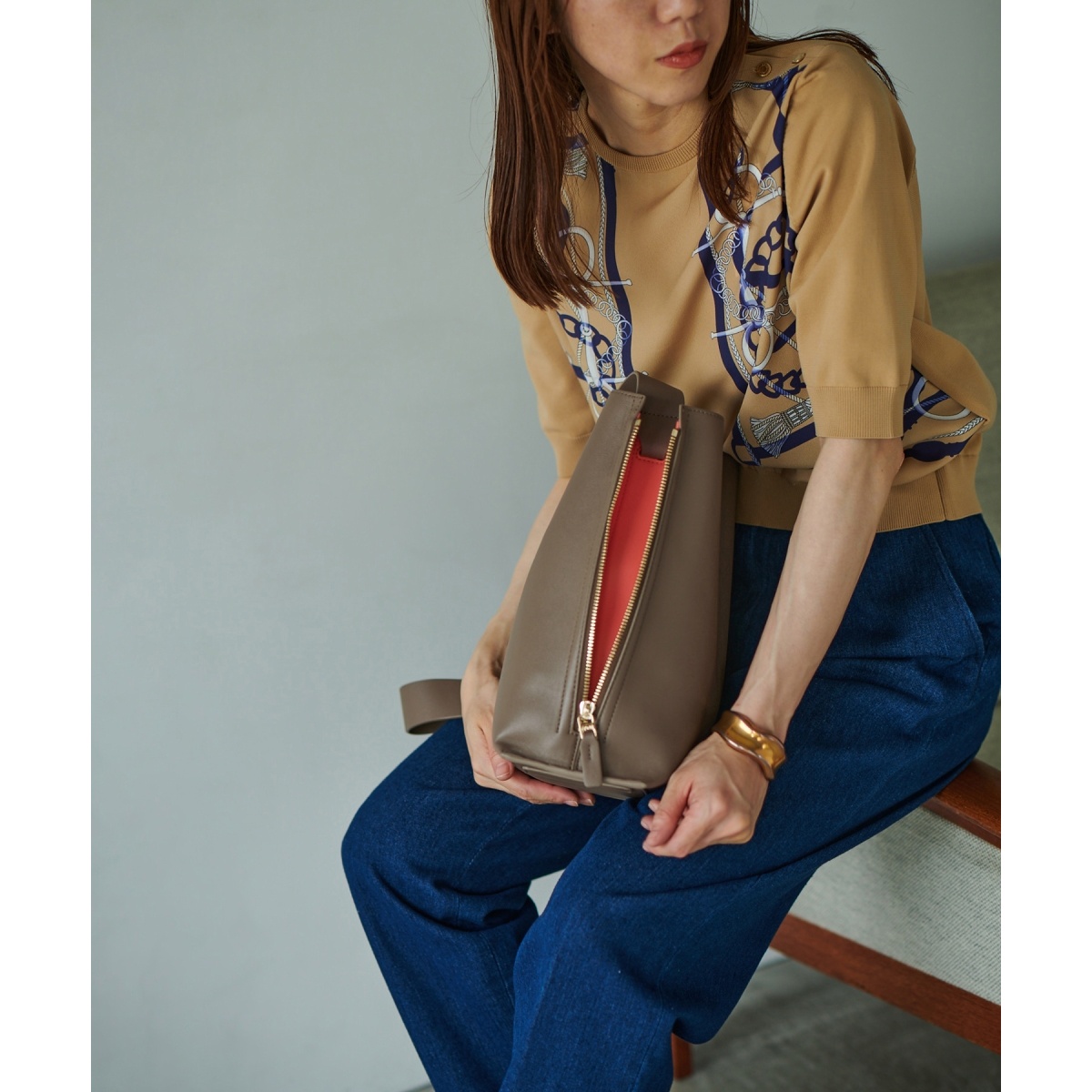 WEB限定】【E'POR】Y BAG Shoulder M（サイドジップショルダーバッグ