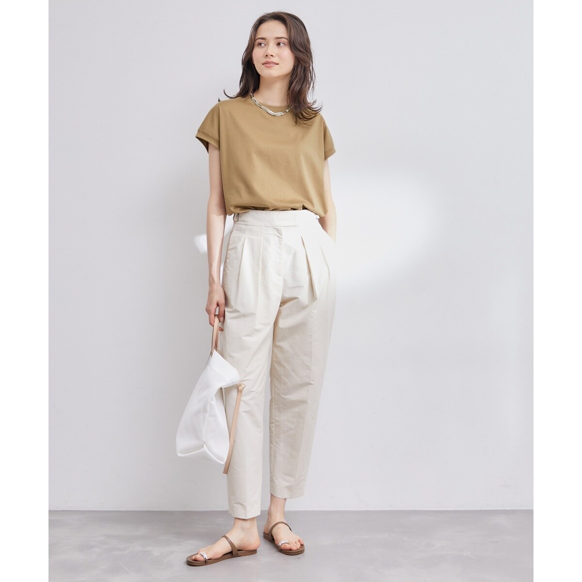 tシャツ 「コーデのポイントに」Year Number Tee レディース レディースTシャツコーデのポイントとは？選び方やテイスト別