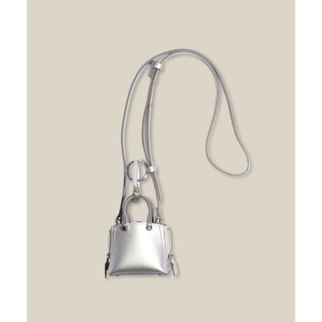 [^ԁFGGZ84020]yEfPOR̃ACRuYbagV[YvNEWfNanooBSAUL LEITERPhotoCXs[V󂯂PLAYFUL COLOR̃oG[VA2WAYdl̃}CNANZT[obOzyfށz{̂̓IWiŊJ_utFCXX[XfށyfUCẑЂTCYPico2WAYdlBANZT[ƂăV_[obÔ悤Ɏgpł܂B܂AOp[cŃobO`[ƂĂgpł܂BTChWbvJƃJ[̂A\܂ByJ[zSAUL LEITERPhotoCXs[V󂯂PLAYFUL COLORWJB(1)~(2){̂̃J[~(3)TCht@Xi[J̃J[ЉE(02)ubN(1)ZS[h~(2)ubN~(3)sNx[WE(20)_[NuE(1)ZS[h~(2)g[v~(3)IWE(29)x[Wn(1)ZS[h~(2)sNx[W~(3)o[KfBE(60)bh(1)ZS[h~(2)bh~(3)x[WE(66)bh(1)ZS[h~(2)o[KfB~(3)sNׁ[W----------------------------|PbgFȂA4[FstV_[ROF R̂ݒtV_[RFnh/V_[JFI[veFt̏ȊۂOFtO\̑F}`̃TChWbv͊J----------------------------y2024Nf Y BAG̃CibvEΉTCYzE'PORiy G|[jlC Y BAGiCobOjV[YA6̍ŐVCibvЉY BAG Medium (iԁFGGX84110jiA4[FsjY BAG Mini (iԁFGGX84100jiA4[FsjY BAG Large (iԁFGGX84130jiA4[FA13E16C`PC̎[F ̃|Pbgɂ16C`PC͓܂BjY BAG Wide (iԁFGGX84140jiA4[FA13E16C`PC̎[F ̃|Pbgɂ16C`PC͓܂BjY BAG Shoulder M (iԁFGGX84150jiA4[FsjY BAG Shoulder L (iԁFGGX84160jiA4[FA13C`PC̎[FcŉA16C`PC̎[Fcŏ͂ݏo܂jY BAG Shoulder Mini (iԁFGGX84450jiA4[FsjY BAG Nano (iԁFGGX84170jiA4[Fs XNGA|[`̂i phone 15Pro(6.1C`j[ł܂BjY BAG Pico (iԁFGGZ84020jiA4[FsjY BAG Mini Emboss (iԁFGGX84180jiA4[FsjY BAG Medium+ (iԁFGGX84190jiA4[Fj̏íASDGs̊ϓ_sDzɕ񂾌`ōA͂܂ByE'POR(y G|[ )zZnCubg[J[̂߂̃GKgƋ@\˔ROPE'ɂ̐Vʋ΃obOfr[BHYBRID WORKER P邽߂ɁAobOsRu ƂƂ̂BAGvBELEGANCE(GKX)~ TECHNIQUE(@\) = ELEGANTIQUE(@\)ELEGANTIQUE(@\)ɂāAċzԂ 3 bŐgxx\ɂAɂ̐VdobOV[YłB摜̏i̓TvłB ۂ̏iƎdlAHATCYقȂꍇ܂BBeꏊ⃉CeBOAg̃j^[ɂĐF̌قȂꍇ܂BĩJ[͉摜̐FQƂB͎dl̂߁AFƈقȂꍇ܂B