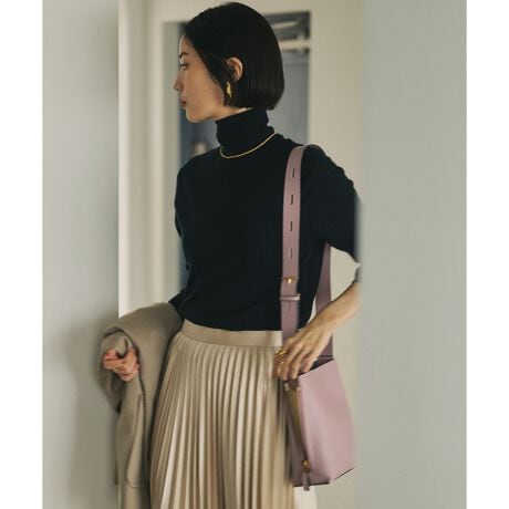 [^ԁFGGX84450]yfUCzYBAG LTCYMTCYShoulder^CvɑAMiniTCYBVvȂ܂ȂA3\+R̃|Pbgŏł@\IobOBTChWbvJƃJ[̂A\܂B}`[Ƃeʂ́BuÂ̏o₷̂|CgłBV_[xgdlŌ|ÂłdlłB肪ӂ肪ȈړV[ɍœKłB^u[Azc^[\Ŏo₷݌vłByfށz{̂̓IWiŊJ_utFCXX[XfޗnɃTCN|GXefނ̗pyJ[z{̃J[~TChJ[͑SFƂS[hłBE(01)ubN~X[L[u[E(16)Li~x_[E(46)u[n~`R[O[E(55)p[vn~sNp[v----------------------------|PbgFɃI[vQAt@Xi[PA4[FstV_[RFOsEJF}OlbgeFȂ̑F}`̃TChWbv͊J----------------------------yE'POR(y G|[ )zZnCubg[J[̂߂̃GKgƋ@\˔ROPE'ɂ̐Vʋ΃obOfr[BHYBRID WORKER P邽߂ɁAobOsRu ƂƂ̂BAGvBELEGANCE(GKX)~ TECHNIQUE(@\) = ELEGANTIQUE(@\)ELEGANTIQUE(@\)ɂāAċzԂ 3 bŐgxx\ɂAɂ̐VdobOV[YłBy2024Nf Y BAG̃CibvzY BAG Medium (iԁFGGX84110jY BAG Mini (iԁFGGX84100jY BAG Large (iԁFGGX84130jY BAG Wide (iԁFGGX84140jY BAG Medium+ (iԁFGGX84190jY BAG Mini Emboss (iԁFGGX84180jY BAG Shoulder Mini (iԁFGGX84450jY BAG Shoulder M (iԁFGGX84150jY BAG Shoulder L (iԁFGGX84160jY BAG Pico (iԁFGGZ84020jY BAG Nano (iԁFGGX84170j̏íASDGs̊ϓ_sDzɕ񂾌`ōA͂܂B摜̏i̓TvłB ۂ̏iƎdlAHATCYقȂꍇ܂BBeꏊ⃉CeBOAg̃j^[ɂĐF̌قȂꍇ܂BĩJ[͉摜̐FQƂB͎dl̂߁AFƈقȂꍇ܂B