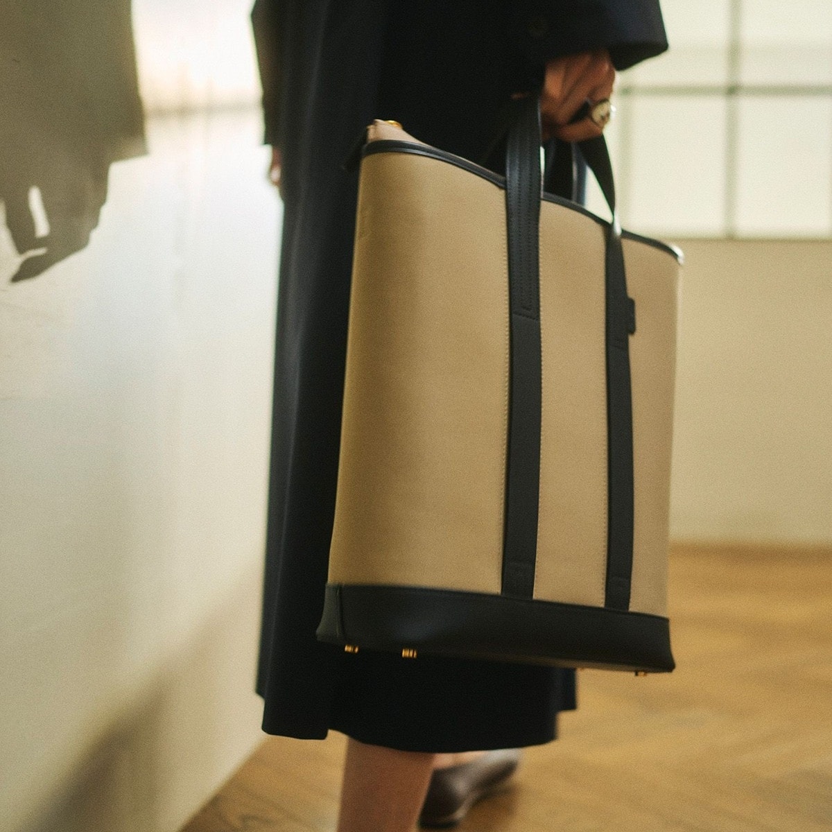 E'POR】【A4対応】Y BAG Large（サイドジップ縦型トートバッグ