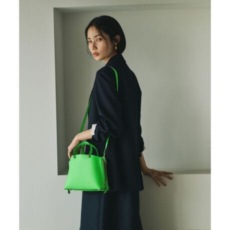 [^ԁFGGX85100]EfPOR̃ACRuYbagV[YvVFoBuRONAN BOUROULLECiiEubNjṽh[COCXs[V󂯂PLAYFUL COLOR̃oG[VB3\Őڂ₷@\IobOyfUCzE~jobOȂ[͔QB܂ԂȒz[\EO\ȃXgbvtȂ̂ŁAnhorV_[2way̎\Eڂ₷̏oꂪX[YɂłA삪݂EetłƎE̋ANZgɂȂ荂̈ۂ----------------------------|PbgFi|PbgFɃI[v1At@Xi[1jtV_[ROFEJFt@Xi[eF肻̑F}`̃TChWbv͊J----------------------------yJ[z{̃J[~TChJ[E(01)ubN~X[L[u[E(07)[O[~sNx[WE(08)CgO[~`R[E(16)zCgn~x_[E(20)g[v~IWE(31)_[NO[~O[E(33)CgO[iAbvO[j~y[O[E(34)L~hiAbvO[j~ItzCgE(50)p[v~y[u[E(52)x_[~ItzCgE(63)sN~fB[vsN͊{S[hA(31)_[NO[̂݃Vo[łB{̂̂(34)L~hƓFłByfށz{̂̓IWiŊJ_utFCXX[XfޗnɃTCN|GXefނ̗pyE'POR(y G|[ )zZnCubg[J[̂߂̃GKgƋ@\˔ROPE'ɂ̐Vʋ΃obOfr[BHYBRID WORKER P邽߂ɁAobOsRu ƂƂ̂BAGvBELEGANCE(GKX)~ TECHNIQUE(@\) = ELEGANTIQUE(@\)ELEGANTIQUE(@\)ɂāAċzԂ 3 bŐgxx\ɂAɂ̐VdobOV[YłBy2025Nf Y BAGV[YzEA4[Y BAG Medium+ii:GGX85190jY BAG Large ii:GGX85130 i:GGX84930jY BAG Wide  ii:GGX85140 i:GGX84990jY BAG Shoulder Largeii:GGX85160 i:GGX84960jEA4[sY BAG Miniii:GGX85100 i:GGX84950jY BAG Medium ii:GGX85110 i:GGX84940jY BAG Picoii:GGZ85020jY BAG Shoulder Microii:GGX85900jY BAG Shoulder Miniii:GGX84451jY BAG Shoulder Mediumii:GGX85150 i:GGX84970jY BAG MiniiԁiGGX84100CGGX83010j̐ViԂłB኱̎dlύXꍇ܂B̏íASDGs̊ϓ_sDzɕ񂾌`ōA͂܂B摜̏i̓TvłB ۂ̏iƎdlAHATCYقȂꍇ܂BBeꏊ⃉CeBOAg̃j^[ɂĐF̌قȂꍇ܂BĩJ[͉摜̐FQƂB͎dl̂߁AFƈقȂꍇ܂B