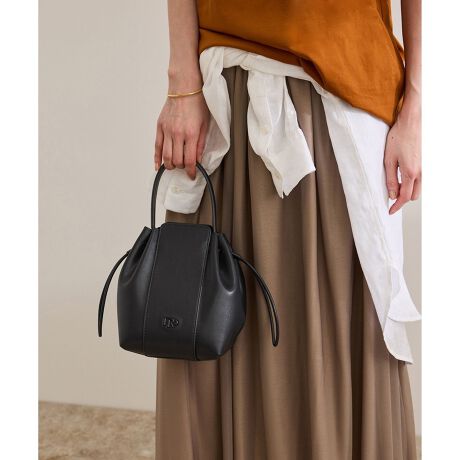 [^ԁFGGX23052]yfUCEVGbgz~`tHȂ炵莩A~jTCYȏ̎[͂2WAYobOBlC̃hXgfUCAnhł̂ƊƃV_[ł̃tȔA2̎Ŋy߂܂BRõfBe[ɁAROPE'IWiRPS炢㎿vXBɂ̓LoXfނ̃C|[`iI[v|PbgtjtA@\ʂ[B{̂̓}OlbgƋВ̓dJŁẢו܂Byfށzvivj̃XvbgU[ƁA}CNt@Co[ŏolHv\荇킹1dĂ̑fނgp܂B}bgX[XŁAƂ≘ڗh\ʊłB{̂̃}`ƑÕp[ćAV{₷悤ɐcނւčĂ܂B--------------------------------A4[FstV_[ROFtV_[RFt|[`OF\--------------------------------摜̏i̓TvłBۂ̏iƎdlAHATCYقȂꍇ܂BBeꏊ⃉CeBOAg̃j^[ɂĐF̌قȂꍇ܂BĩJ[͉摜̐FQƂB͎dl̂߁AFƈقȂꍇ܂B