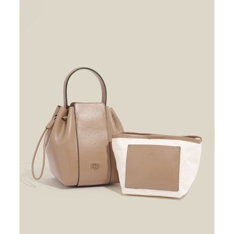 [^ԁFGGX23052]yfUCEVGbgz~`tHȂ炵莩A~jTCYȏ̎[͂2WAYobOBlC̃hXgfUCAnhł̂ƊƃV_[ł̃tȔA2̎Ŋy߂܂BRõfBe[ɁAROPE'IWiRPS炢㎿vXBɂ̓LoXfނ̃C|[`iI[v|PbgtjtA@\ʂ[B{̂̓}OlbgƋВ̓dJŁẢו܂Byfށzvivj̃XvbgU[ƁA}CNt@Co[ŏolHv\荇킹1dĂ̑fނgp܂B}bgX[XŁAƂ≘ڗh\ʊłB{̂̃}`ƑÕp[ćAV{₷悤ɐcނւčĂ܂B--------------------------------A4[FstV_[ROFtV_[RFt|[`OF\--------------------------------摜̏i̓TvłBۂ̏iƎdlAHATCYقȂꍇ܂BBeꏊ⃉CeBOAg̃j^[ɂĐF̌قȂꍇ܂BĩJ[͉摜̐FQƂB͎dl̂߁AFƈقȂꍇ܂B