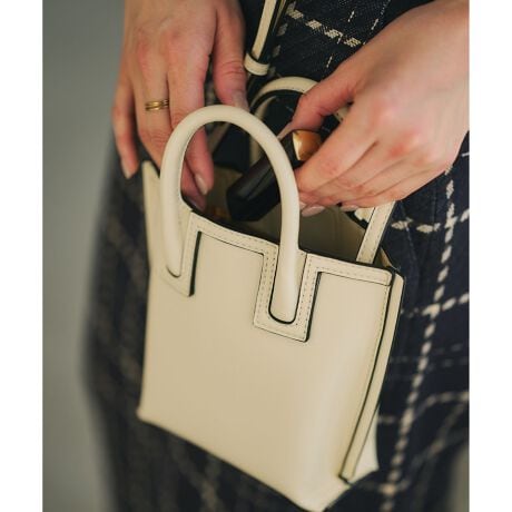 [^ԁFGGX85220]yNew Colorz2025NH~̐VFoIg̗ǂx[VbNJ[ƏH~̃_[NȃX^COɉffB[vJ[A킹8FԓyfUCEVGbgzReei[jV[YMiniTCYVoB3\̂܂܃V_[obOɃf`FWB[̏@\ŏڂ₷݌vłBEւ̕Sy邽ߋɗ͋ȂyʉǋBE\3dlBE^񒆎d؂|Pbg͈S̃t@Xi[tłBE킹4̃|PbgŐڂX[YɁBE@\[ASn悭߂V_[obOłBEgyɂoAsp̃V_[obOƂāATuobO2߁ByfށzE'POR Ybag̗]萶n쐬Bn[t}bgȎ̃A[eBtBVU[lCr[(40)͍ɋ߂ZlCr[łBx[W(27)ƃx[Wn(28)̃x[W͓Fŉ݊̃x[WAx[Wn(29)̓sNׁ̂[WłB--------------------------------JFt@Xi[|PbgF4A4[FsV_[RFAOsJFt[̂݃t@Xi[--------------------------------yReẽCibvEΉTCYzRee MiniiiԁFGGX85220jiA4[FsjRee LargeiiԁFGGX85210jiA4[Fj̏íASDGs̊ϓ_sDzɕ񂾌`ōA͂܂ByE'POR(y G|[ )zZnCubg[J[̂߂̃GKgƋ@\˔ROPE'ɂ̐Vʋ΃obOfr[BHYBRID WORKER P邽߂ɁAobOsRu ƂƂ̂BAGvBELEGANCE(GKX)~ TECHNIQUE(@\) = ELEGANTIQUE(@\)ELEGANTIQUE(@\)ɂāAċzԂ 3 bŐgxx\ɂAɂ̐VdobOV[YłByRee([)zEPOR(y G|[)̃VOl`[fƂđlĆuY BAGvV[ỸTChɗpvCtȃJ[B̎cp gEPOR̃[XhvWFNguRee([)vV[YBꂽFƕʂ̐nA厖ɁAfGɊpĂƍl钆Ő܂܂Bv_Ng̓A萔ł̔̔ɂ͂Ȃ܂AD]ĂV[YłB摜̏i̓TvłBۂ̏iƎdlAHATCYقȂꍇ܂BBeꏊ⃉CeBOAg̃j^[ɂĐF̌قȂꍇ܂BĩJ[͉摜̐FQƂB͎dl̂߁AFƈقȂꍇ܂B