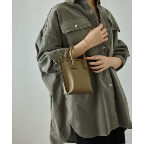 [^ԁFGGX85220]yNew Colorz2025NH~̐VFoIg̗ǂx[VbNJ[ƏH~̃_[NȃX^COɉffB[vJ[A킹8FԓyfUCEVGbgzReei[jV[YMiniTCYVoB3\̂܂܃V_[obOɃf`FWB[̏@\ŏڂ₷݌vłBEւ̕Sy邽ߋɗ͋ȂyʉǋBE\3dlBE^񒆎d؂|Pbg͈S̃t@Xi[tłBE킹4̃|PbgŐڂX[YɁBE@\[ASn悭߂V_[obOłBEgyɂoAsp̃V_[obOƂāATuobO2߁ByfށzE'POR Ybag̗]萶n쐬Bn[t}bgȎ̃A[eBtBVU[lCr[(40)͍ɋ߂ZlCr[łBx[W(27)ƃx[Wn(28)̃x[W͓Fŉ݊̃x[WAx[Wn(29)̓sNׁ̂[WłB--------------------------------JFt@Xi[|PbgF4A4[FsV_[RFAOsJFt[̂݃t@Xi[--------------------------------yReẽCibvEΉTCYzRee MiniiiԁFGGX85220jiA4[FsjRee LargeiiԁFGGX85210jiA4[Fj̏íASDGs̊ϓ_sDzɕ񂾌`ōA͂܂ByE'POR(y G|[ )zZnCubg[J[̂߂̃GKgƋ@\˔ROPE'ɂ̐Vʋ΃obOfr[BHYBRID WORKER P邽߂ɁAobOsRu ƂƂ̂BAGvBELEGANCE(GKX)~ TECHNIQUE(@\) = ELEGANTIQUE(@\)ELEGANTIQUE(@\)ɂāAċzԂ 3 bŐgxx\ɂAɂ̐VdobOV[YłByRee([)zEPOR(y G|[)̃VOl`[fƂđlĆuY BAGvV[ỸTChɗpvCtȃJ[B̎cp gEPOR̃[XhvWFNguRee([)vV[YBꂽFƕʂ̐nA厖ɁAfGɊpĂƍl钆Ő܂܂Bv_Ng̓A萔ł̔̔ɂ͂Ȃ܂AD]ĂV[YłB摜̏i̓TvłBۂ̏iƎdlAHATCYقȂꍇ܂BBeꏊ⃉CeBOAg̃j^[ɂĐF̌قȂꍇ܂BĩJ[͉摜̐FQƂB͎dl̂߁AFƈقȂꍇ܂B