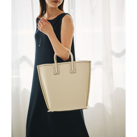 [^ԁFGGX85210]yNew Colorz2025NH~̐VFoIg̗ǂx[VbNJ[ƏH~̃_[NȃX^COɉffB[vJ[A킹8FԓyfUCEVGbgzrbOTCYŃVvȃfUCBV[gnh͊ۃ^Cvň₷AOnh͌ɂ₷^CvBc^obOɂ邱ƂŃoXǂX^C܂B}`LՂוA3dlB ^񒆂̎d؂|Pbgp[c͈S̃t@Xi[tłB킹ď|Pbg͂UA܂|WVɎ[\Aڂ₷HvƂȂĂ܂Bc[Ŏ^т₷AE'POR̗Oł鎩Ȃ܂łłT|[g܂BErւ̕Sy邽ߋɗ͋ȂyʉǋBE2wayꂼ̃nh́AobOĂXgX点悤Ɍɓ镔Aň镔ȂǗD݌vɁBV_[YɓɎ[ł\łBE13C`PCA4TCYCBc^obOɂ邱ƂŃoXǂX^C܂BE}`LՂוA3dlBS̃t@Xi[tłB킹6̃|PbgŐڂX[YɁB@\[ASn悭߂obOłBEA4TCYΉ̃TCÝAeʂŎ[͔QBA4ނp\RTCYŁAʋ΃obO₨dobOArWlXobOƂĂ߂łBX[cɂ͂AItBXJWAɂ킹₷fUCŁArWlXV[ɂ߂łByfށzE'POR Ybag̗]萶n쐬An[t}bg̏iȍvlCr[(40)͍ɋ߂ZlCr[łBx[W(27)ƃx[Wn(28)̃x[W͓Fŉ݊̃x[WAx[Wn(29)̓sNׁ̂[WłB--------------------------------nF|PbgFt@Xi[|Pbg~1E|Pbg~6A4[FPC[F13C`tV_[RFȂJFt[̂݃t@Xi[eρF9.2L(|Pbg܂)--------------------------------yReẽCibvEΉTCYzRee MiniiiԁFGGX85220jiA4[FsjRee LargeiiԁFGGX85210jiA4[Fj̏íASDGs̊ϓ_sDzɕ񂾌`ōA͂܂ByE'POR(y G|[ )zZnCubg[J[̂߂̃GKgƋ@\˔ROPE'ɂ̐Vʋ΃obOfr[BHYBRID WORKER P邽߂ɁAobOsRu ƂƂ̂BAGvBELEGANCE(GKX)~ TECHNIQUE(@\) = ELEGANTIQUE(@\)ELEGANTIQUE(@\)ɂāAċzԂ 3 bŐgxx\ɂAɂ̐VdobOV[YłByRee([)zEfPOR(y G|[)̃VOl`[fƂđlĆuY BAGvV[ỸTChɗpvCtȃJ[B̎cp gE'POR̃[XhvWFNguRee([)vV[YBꂽFƕʂ̐nA厖ɁAfGɊpĂƍl钆Ő܂܂Bv_Ng̓A萔ł̔̔ɂ͂Ȃ܂AD]ĂV[YłB摜̏i̓TvłBۂ̏iƎdlAHATCYقȂꍇ܂BBeꏊ⃉CeBOAg̃j^[ɂĐF̌قȂꍇ܂BĩJ[͉摜̐FQƂB͎dl̂߁AFƈقȂꍇ܂B