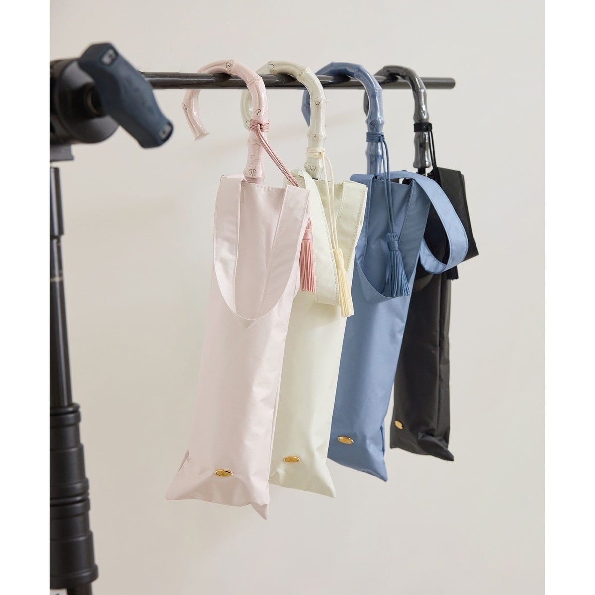 【晴雨兼用・高機能】２段式開閉 折りたたみバンブーパラソル【UVカット/遮光・遮熱・防水効果】