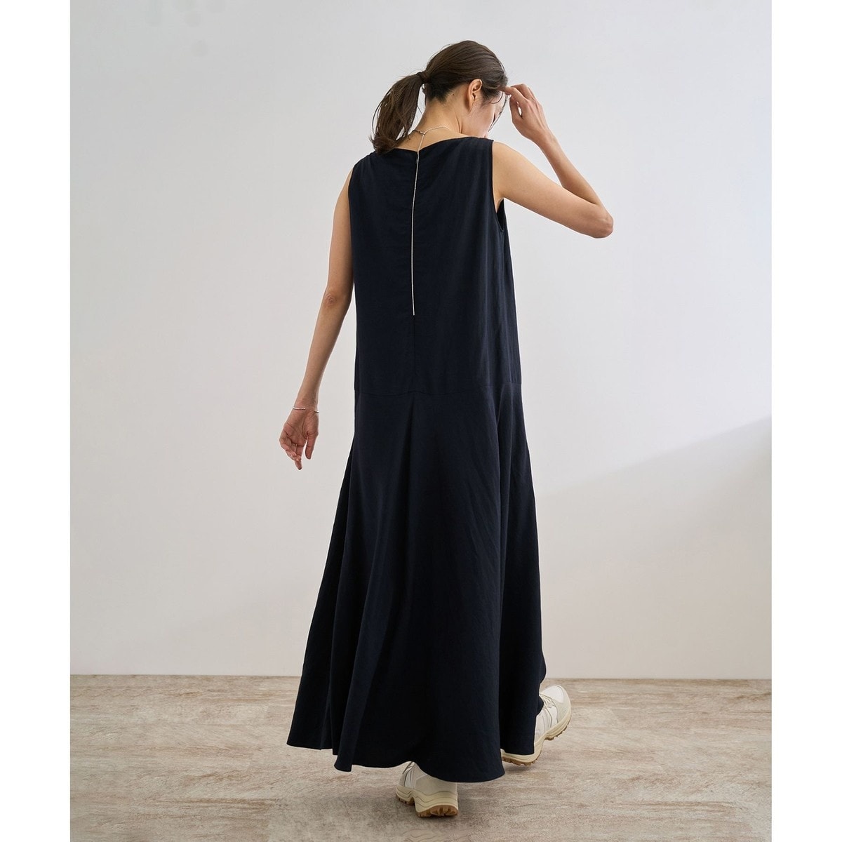 新品ロペROPE⭐️レーヨンリネン スラッシュドネックワンピース レーヨンリネン スラッシュドネックワンピース【セット
