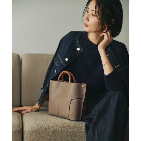 [^ԁFGGX85240]yfUCzEou[nh|CgCȂŏiȈۂɁEou[nhi|̎jƁAO\ȕtV_[2WAY̎\EJ傫m̎F₷^tHE3\Ŏ[ACe𐮗ڂ₷EetłƎ----------------------------|PbgF(ɃI[v3)A4[FstV_[RFOEJF}OlbgeF----------------------------yX^COzRpNgɕKvȂ̂ցBou[nhvXAꂢڂȒʋ΃V[Ɍ炸xɂL킹܂Bn[t}bgȃVN̂Ȃ₩ȕ\ʊAƕJWAقǂ悭ał悤fUCłB΂̕ItBXJWAOK͂̕dobOƂĂ}b`iȃfUCBO\ȃXgbvtȂ̂ŁAV_[obOƂĂgp\BTuobOƍ킹ăobO2߂łByfށz̃VNƃXG[h{fBOȂ₩ȑfފnɃTCN|GXefނ̗pou[nhɂĎȒfނ̂߁A\ʉʂ̒xɂA蕔͂悻̒LڂĂ܂ByBAMBOOV[YzEA4[BAMBOO BAG Largeii:GGX85250jcnh͑SFubNEA4[sBAMBOO BAG Miniii:GGX85230jBAMBOO BAG Mediumii:GGX85240jcnh͑SFubNyE'POR(y G|[ )zZnCubg[J[̂߂̃GKgƋ@\˔ROPE'ɂ̐Vʋ΃obOfr[BHYBRID WORKER P邽߂ɁAobOsRu ƂƂ̂BAGvBELEGANCE(GKX)~ TECHNIQUE(@\) = ELEGANTIQUE(@\)ELEGANTIQUE(@\)ɂāAċzԂ 3 bŐgxx\ɂAɂ̐VdobOV[YłB̏íASDGs̊ϓ_sDzɕ񂾌`ōA͂܂B摜̏i̓TvłB ۂ̏iƎdlAHATCYقȂꍇ܂BBeꏊ⃉CeBOAg̃j^[ɂĐF̌قȂꍇ܂BĩJ[͉摜̐FQƂB͎dl̂߁AFƈقȂꍇ܂By2025 Autumn/Winterzy25AWz