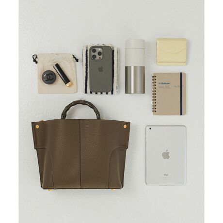 [^ԁFGGX85240]yfUCzEou[nh|CgCȂŏiȈۂɁEou[nhi|̎jƁAO\ȕtV_[2WAY̎\EJ傫m̎F₷^tHE3\Ŏ[ACe𐮗ڂ₷EetłƎ----------------------------|PbgF(ɃI[v3)A4[FstV_[RFOEJF}OlbgeF----------------------------yX^COzRpNgɕKvȂ̂ցBou[nhvXAꂢڂȒʋ΃V[Ɍ炸xɂL킹܂Bn[t}bgȃVN̂Ȃ₩ȕ\ʊAƕJWAقǂ悭ał悤fUCłB΂̕ItBXJWAOK͂̕dobOƂĂ}b`iȃfUCBO\ȃXgbvtȂ̂ŁAV_[obOƂĂgp\BTuobOƍ킹ăobO2߂łByfށz̃VNƃXG[h{fBOȂ₩ȑfފnɃTCN|GXefނ̗pou[nhɂĎȒfނ̂߁A\ʉʂ̒xɂA蕔͂悻̒LڂĂ܂ByBAMBOOV[YzEA4[BAMBOO BAG Largeii:GGX85250jcnh͑SFubNEA4[sBAMBOO BAG Miniii:GGX85230jBAMBOO BAG Mediumii:GGX85240jcnh͑SFubNyE'POR(y G|[ )zZnCubg[J[̂߂̃GKgƋ@\˔ROPE'ɂ̐Vʋ΃obOfr[BHYBRID WORKER P邽߂ɁAobOsRu ƂƂ̂BAGvBELEGANCE(GKX)~ TECHNIQUE(@\) = ELEGANTIQUE(@\)ELEGANTIQUE(@\)ɂāAċzԂ 3 bŐgxx\ɂAɂ̐VdobOV[YłB̏íASDGs̊ϓ_sDzɕ񂾌`ōA͂܂B摜̏i̓TvłB ۂ̏iƎdlAHATCYقȂꍇ܂BBeꏊ⃉CeBOAg̃j^[ɂĐF̌قȂꍇ܂BĩJ[͉摜̐FQƂB͎dl̂߁AFƈقȂꍇ܂By2025 Autumn/Winterzy25AWz