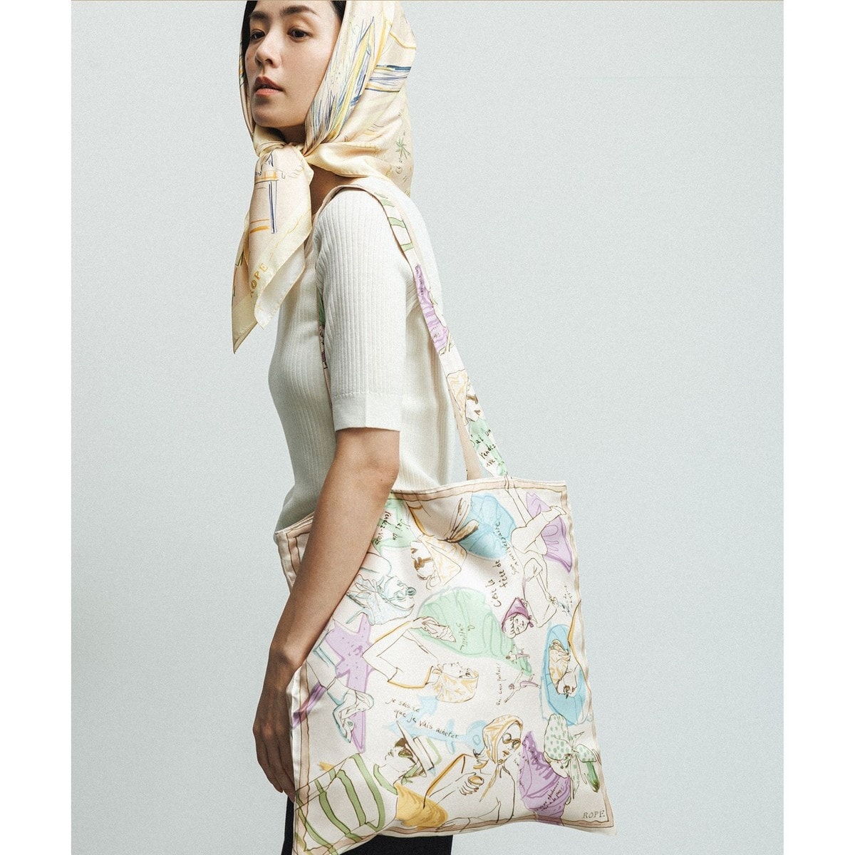 ロペ（ROPE’）/【YUKO SAEKI for ROPE’・コラボ】スカーフ柄プリント シルクトートバッグ【A4対応 YUKO SAEKI for ROPE'・コラボ】スカーフ柄プリント シルクトート