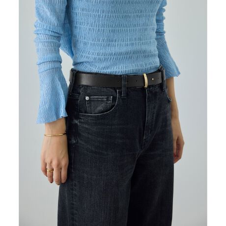 [^ԁFGGW35000]yfUCEVGbgẑX^COɍ킹U[OxgBȂ₩ȋvgp{fBOH邱ƂŁAՂƂRȗB̓TeB[iH{AT߂ŃVbNȋPɎdグĂ܂ByX^COzXg[gpc⃏s[Xɍ킹AR[gJ[fBK̏ォ犪ăX^COoX̕ωy߂܂Bّfނ̑gݍ킹R[fBl[g̃ANZgɁByfށzn[t}bĝȂ₩ȋv摜̏i̓TvłBۂ̏iƎdlAHATCYقȂꍇ܂BBeꏊ⃉CeBOAg̃j^[ɂĐF̌قȂꍇ܂BĩJ[͉摜̐FQƂB͎dl̂߁AFƈقȂꍇ܂B