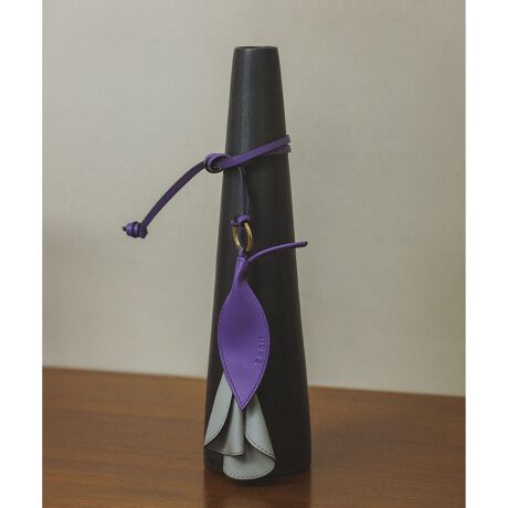 [^ԁFGGZ95010]yfUCztXɂ䂩̂ԁupW[v`[tA\tgɂȂ߂ṽ`[łBS[hbL̓dOɌ΂ꂽvŔA񂩂牺ăANZT[̂悤ɎgAOɌtăL[`[ƂĂgp\łB܂At̊vROāupanier vine shoulder bagiGGX95010jṽV_[іڕɕt΁AobO`[ɂȂ}`Ɋ􂵂܂Byfށz\tgiȂ߁jꂽvgpB痿ɂFŁAN₩ŔFɎdグĂ܂By`[ CAbvzEupW[v`[t̃`[panier pansy ring charmiL[/obO`[ElbNXjiԁFGGZ95010Eu`[bvv`[t̃`[panier tulip ring charmiL[/obO`[ElbNXjiԁFGGZ95000Eu[v҂ݕv`[t̃`[panier rope ring holderiL[/obO`[ETvX/Klz_[jiԁFGGZ95020摜̏i̓TvłBۂ̏iƎdlAHATCYقȂꍇ܂BBeꏊ⃉CeBOAg̃j^[ɂĐF̌قȂꍇ܂BĩJ[͉摜̐FQƂB͎dl̂߁AFƈقȂꍇ܂B