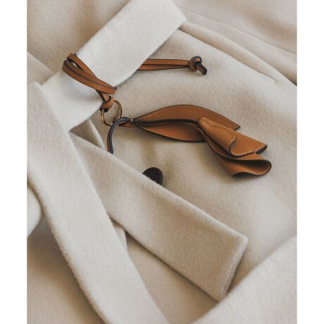 [^ԁFGGZ95010]yfUCztXɂ䂩̂ԁupW[v`[tA\tgɂȂ߂ṽ`[łBS[hbL̓dOɌ΂ꂽvŔA񂩂牺ăANZT[̂悤ɎgAOɌtăL[`[ƂĂgp\łB܂At̊vROāupanier vine shoulder bagiGGX95010jṽV_[іڕɕt΁AobO`[ɂȂ}`Ɋ􂵂܂Byfށz\tgiȂ߁jꂽvgpB痿ɂFŁAN₩ŔFɎdグĂ܂By`[ CAbvzEupW[v`[t̃`[panier pansy ring charmiL[/obO`[ElbNXjiԁFGGZ95010Eu`[bvv`[t̃`[panier tulip ring charmiL[/obO`[ElbNXjiԁFGGZ95000Eu[v҂ݕv`[t̃`[panier rope ring holderiL[/obO`[ETvX/Klz_[jiԁFGGZ95020摜̏i̓TvłBۂ̏iƎdlAHATCYقȂꍇ܂BBeꏊ⃉CeBOAg̃j^[ɂĐF̌قȂꍇ܂BĩJ[͉摜̐FQƂB͎dl̂߁AFƈقȂꍇ܂B