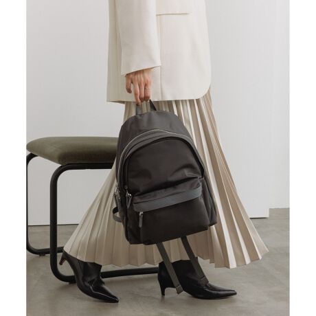 [^ԁFGGX86610]yfUCzVvȒɑ̋@\˔AEfPORĂuPac SacvE'PORBack Pack̐VāBVvȃtH̒ɖ{ɕKvȋ@\[@\fUCByʂȑfނƑړIȗeʂŃANeBuV[Ɋ􂷂obOɎdグĂ܂BlONV[łĂAʋΒɂ}b`邫ꂢ߂ȃobNpbNBPC/A4[\ȁuPacSacvЂƂ܂RpNgɂTCYB2\@\|PbgĂ̂ŁAyɐڂł̂|CgłBʂ킸g郆jZbNXfUCŁAƑp[gi[ƂVFAĂg܂Byǃ|CgzETu[ɓĂDJL[XgbvɃAbvf[g@g|[`L[z_[ȂŒڃZbgł܂BE{̎[̓TChɃbVfނ̃{gz_[ǉ@bN̊OςɁAhN{g܂肽ݎPȂǂ|Ɏ[\ɂȂ܂B@SdlȂ̂ŁA[̂̃TCYI΂ɂg܂BEV_[̎tpx΂߂ɕύXpɌƃobO̔wʂtBbg悤ɒ܂By|PbgꗗzC[p\R11C`[\|Pbg~1Atbv|Pbg~1Tu[8.3C`ipad[\|Pbg~1Atbv|Pbg~1ATCY|Pbg~2ADJ~1Ay|Pbg~2{̐ʁOt|Pbg~1{̔wʁX}zcEpXP[X[\|Pbg~1icF18/sF13j--------------------------------JFt@Xi[|PbgFy|PbgꗗzQA4/PC[FeρF13L (|Pbg܂)--------------------------------yJ[zWEBcO[(07)/_[NuE(20) J[ɂ胁bV̑gقȂ܂BEubN(01)O[(07)_[NuE(20):(bV)iC 84% |E^ 16%Ex[W(27):(bV)|GXe 86% |E^ 14%yzEVo[cubN(01)/O[(07)ES[hc_[NuE(20)/x[W(27)yfށz\n̓^tɎg靛TCNiCfށB}ȓVω~JɈSĂg܂ByPac Sac V[YzA4[FPac SacipbNTbNjii:GGX85600 ViGGX86600jA4[Fs Pac Sac MiniipbNTbN ~jjii: GGX85610 ViGGX86610jyE'POR(y G|[ )zZnCubg[J[̂߂̃GKgƋ@\˔ROPE'ɂ̐Vʋ΃obOfr[BHYBRID WORKER P邽߂ɁAobOsRu ƂƂ̂BAGvBELEGANCE(GKX)~ TECHNIQUE(@\) = ELEGANTIQUE(@\)ELEGANTIQUE(@\)ɂāAċzԂ 3 bŐgxx\ɂAɂ̐VdobOV[YłB̏íASDGs̊ϓ_sDzɕ񂾌`ōA͂܂B摜̏i̓TvłBۂ̏iƎdlAHATCYقȂꍇ܂BBeꏊ⃉CeBOAg̃j^[ɂĐF̌قȂꍇ܂BĩJ[͉摜̐FQƂB͎dl̂߁AFƈقȂꍇ܂By2026 Spring/Summerzy26SSz