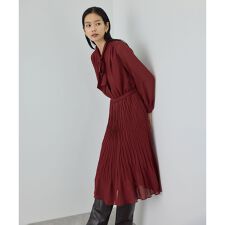 ロペ(ROPE')のジョーゼットシフォンプリーツワンピース/26SS