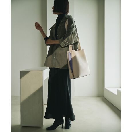 [^ԁFGGX84960]yfUC|CgzE3\Ŏ[ACe𐮗ڂ₷E13C`̃p\RA4TCY܂TCYEʋ΃obOAdobOArWlXobOƂĂ߁ȄoꂪX[YɂłA삪݂EV_[̂ŁAdוĂAւ̕SȂĔɂdlEc^Ȃ̂œdԂoX̒łזɂȂ炸A̕GXy[Xɂۂ܂EX[cɂ͂AItBXJWAɂ킹₷fUCBl̂ꂢ߃R[fɂ킹₷̂ŁAo̍ۂɎ̂----------------------------|PbgFiɃI[v2At@Xi[1jA4[FPC̎[F13C`A16C`͏㕔͂ݏo܂V_[RFOsEJF}Olbg̑F}`̃TChWbv͊JeρF10.7L(|Pbg܂)----------------------------yJ[z(1)~(2){̂̃J[~(3)TCht@Xi[J̃J[ЉBE(08)CgO[(1)Vo[~(2)CgO[~(3)zCgE(16)Li(1)S[h~(2)zCgn~(3)x_[yfށz{̂̓IWiŊJ_utFCXX[XfޗnɃTCN|GXefނ̗pyE'POR(y G|[ )zZnCubg[J[̂߂̃GKgƋ@\˔ROPE'ɂ̐Vʋ΃obOfr[BHYBRID WORKER P邽߂ɁAobOsRu ƂƂ̂BAGvBELEGANCE(GKX)~ TECHNIQUE(@\) = ELEGANTIQUE(@\)ELEGANTIQUE(@\)ɂāAċzԂ 3 bŐgxx\ɂAɂ̐VdobOV[YłByY BAGV[YzEA4[Y BAG Medium+ii:GGX85190jY BAG Large ii:GGX85130 i:GGX84930jY BAG Wide  ii:GGX85140 i:GGX84990jY BAG Shoulder Largeii:GGX85160 i:GGX84960jEA4[sY BAG Miniii:GGX85100 i:GGX84950jY BAG Medium ii:GGX85110 i:GGX84940jY BAG Picoii:GGZ85020jY BAG Shoulder Microii:GGX85900jY BAG Shoulder Miniii:GGX84451 i:GGX84450 i:GGX84980jY BAG Shoulder Mediumii:GGX85150 i:GGX84970j̏íASDGs̊ϓ_sDzɕ񂾌`ōA͂܂B摜̏i̓TvłB ۂ̏iƎdlAHATCYقȂꍇ܂BBeꏊ⃉CeBOAg̃j^[ɂĐF̌قȂꍇ܂BĩJ[͉摜̐FQƂB͎dl̂߁AFƈقȂꍇ܂B