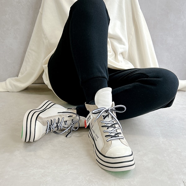 [}C]y25H~VzylCiz WbvAbv x Xj[J[/k[xH[O bNXiNOUBEL VOUG Relaxj zCg