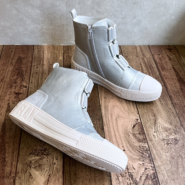 [}C] obNfUC X|[eB Xj[J[u[c/k[xH[O bNXiNOUBEL VOUG Relaxj Vo[