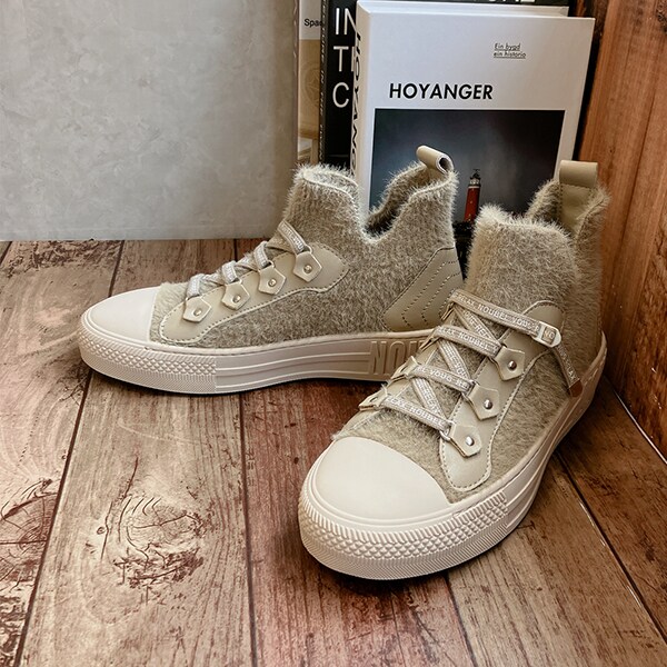 スポッと履けて着脱カンタン！ハイカットスニーカー | ヌーベル