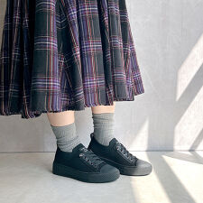 【25秋冬新作】厚底 やわらかニット スニーカー