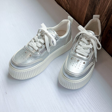 ヒナデイグリーン