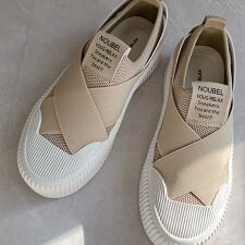 ヌーベルヴォーグ リラックス(NOUBEL VOUG Relax)の【25秋冬新作】【人気】【定番】厚底☆クロスバンド レースレススリッポン