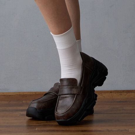 [^ԁF5463-7006]{[̂Xj[J[\[ڂ䂭[t@[VoB\[Ɉ芴Ȃyʉɂ₷AAbp[ŜɎ{ꂽBe[WHH~̃V[Y[h߂Ă܂BǂȃX^COɂ킹₷J[WJƃJWAȃtH͈ꑫŒ񂵗͔QMTCYF23.0`23.5cmLTCYF24.0`24.5cmpfg169cm fډ摜̏i̐F́A Beꏊ̓ȂǂɂFقȂČꍇ܂Bi̐F́AnAbv̉摜QƂB܂Aql̂gPCEX}[gtH̃j^[ȂǂɂFقȂČꍇ܂B\߂̏ゲB