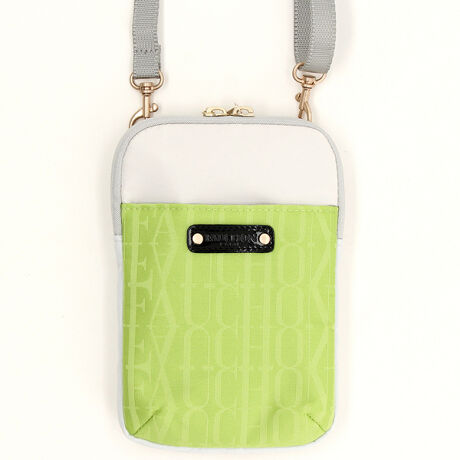 [^:0009470002]FAUCHONlC̃WK[hfނȂ̂ŏ㎿܂B؂₩YȐFy߂ATCYłBX}z̃TCYɍ킹V_[obOłBt@Xi[tȂ̂ňSĎg܂B[FAUCHON]1886NnƈȗAp }h[kLŔǋ̎p鐢E̔HgbvuhuFAUCHONvBpAtX͂ƂAẼOF߂H̃XeC^XuhƂďɐH̐E[hĂ܂B