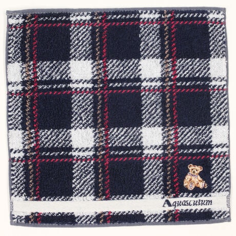 [^:0010720002]`FbNɃN}`[t^InJ`BlC̃N}`[t́AMtgɂ߂1łBRpNgŎ^т₷AigɂœKłB[Aquascutum] 1851N hA[WFgX̍dX^[g ANAXL[^́Aégaqua-hƁgscutum-hgݍ킹B gAquascutumhhR[gŐEIȕ]󂯁Aȗ _EueBbVuhƂāAɂ킽Ė{ǋ GO[NeBux󂯑Ă n݂170N̗jA`̃uhłB