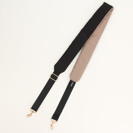 [^:0013230002]Г̃[U[̐󂯁Aւ̕SȂANbV̍fނgp̃XgbvVoB̊i⒅݂̂̌ɉāAXgbv̒𒲐ł܂B[|PbgvXƂ]̕Ƀ|Pbg1vX銴oŋCyɎg֗ȃ|VFbgBЃIWĩuhł