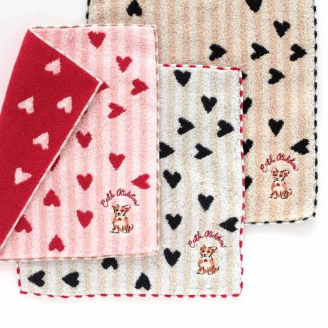 [^:0013600004]R[M[́uNB[j[v̎hJ|CgBӂӂ̃^I͎G蔲QłByCath Kidston(LX Lbh\)z1993NɉpmbeBOqŒaBe[Wƃ_ȃfUCZƎ̃X^C͓IȃCtX^CuhłBԕp̃`[tȂǂꂽACéAƒIŉ݂̂镵͋CoA̐lɈĂ܂BɁApƃfUCˑǴ݂AʂANZgƂĂlCŁAgƂɈƂ琢E̕LɎxĂ܂B