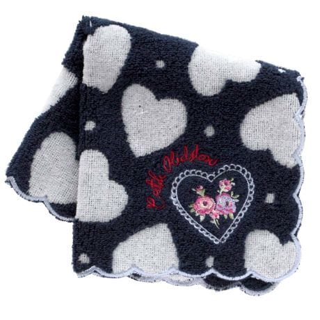 [^:0013770002]n[g̃WJ[h^InJ`B傫28cmTCYByCath Kidston(LX Lbh\)z1993NɉpmbeBOqŒaBe[Wƃ_ȃfUCZƎ̃X^C͓IȃCtX^CuhłBԕp̃`[tȂǂꂽACéAƒIŉ݂̂镵͋CoA̐lɈĂ܂BɁApƃfUCˑǴ݂AʂANZgƂĂlCŁAgƂɈƂ琢E̕LɎxĂ܂B