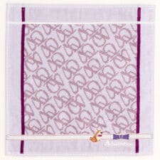 アクアスキュータム　タオルハンカチ　コーギー刺繍　【Aquascutum】