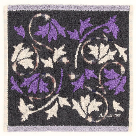 [^:0010720006]25AWe[}wpJg[@xwiɁAGKgȓ@̎ȎÉA뉀ifUC`[t̃pC^IłBRpNgŎ^т₷AigɂœKȃ^InJ`łB[Aquascutum]1851N hA[WFgX̍dX^[gANAXL[^́Aégaqua-hƁgscutum-hgݍ킹BgAquascutumhhR[gŐEIȕ]󂯁Aȗ_EueBbVuhƂāAɂ킽Ė{ǋGO[NeBux󂯑Ăn݂170N̗jA`̃uhłB