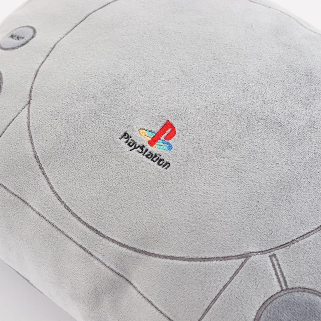 プレイステーション　クッション 初代プレステのクッションが順次発売！『ASTRO BOT』チャームは