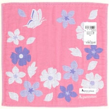 アクアスキュータム　三重ガーゼハンカチ　フラワー　【Aquascutum】