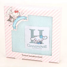 シナモンロール　イニシャル　タオルハンカチ