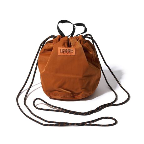 [^:8221707982]V܃[NEFAuhAUNIVERSAL OVERALL̋ВobN!!Aϋv̋iCfނgpăfUCВ́ÂdオɁUȂ[͂AƂoɍœKłB莝A|A|[`3ʂŊpłACełBTCY28.5cm~c23cm~}`17cmyUNIVERSAL OVERALL / jo[T I[o[I[z1924NɃI[XgAږ̃}bNXW[EGbJ[ZɂĐݗꂽAJAVJS̃[NEFAuhłB PI߂ɓnAn[hŃ[YiuȃACeɍS薳ʂȕ؍킬ƂꂽVvǋĂ܂BAJł͌ÂpiƂāA܂ՕiƂĂꑱAA[N EGAuhƂāÃ[J[ɎxꑱĂ܂BłAԂ̃Rbg100%̃[NpcJo[I[AVbvR[ǵA ÂǂAJ[NEFAD{̃t@Ă郍OZ[ACełB