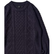 アドポーション(ADPOSION)のケーブル編みクルーネックニット