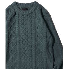 アドポーション(ADPOSION)のケーブル編みクルーネックニット