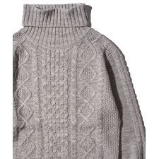 アドポーション(ADPOSION)のケーブル編みタートルネックニット