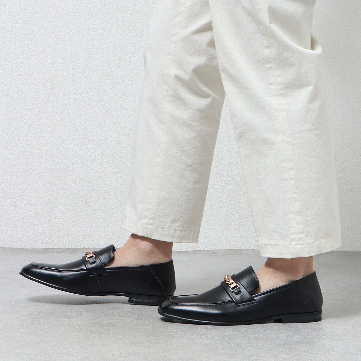 フランス発 Sandro かかとが踏める デッキシューズ ローファー SANDRO レザー デッキシューズ | ブラック | FARFETCH JP