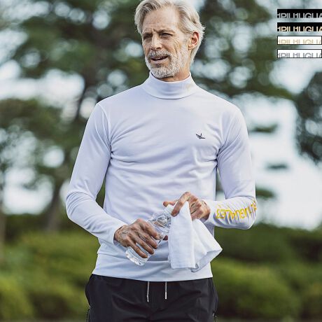 1PIU1UGUALE3 RELAXウノピゥウノウグァーレトレ モックネック  